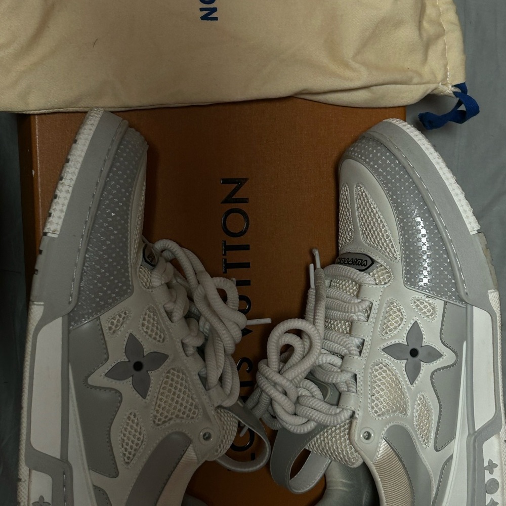 Louis Vuitton White Sneakers - Picture 3 of 4